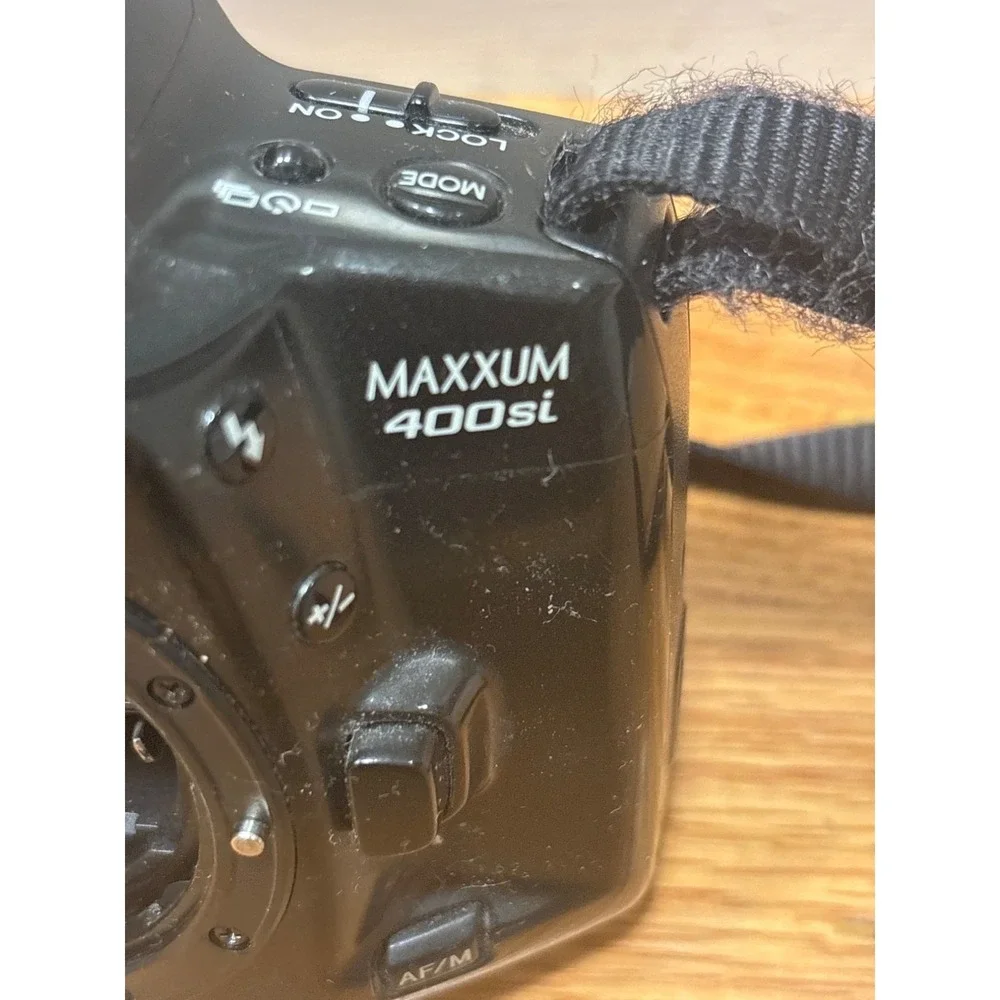 Minolta Maxxum 400si 35mm SLR Film Camera Body Black Autofocus Untested